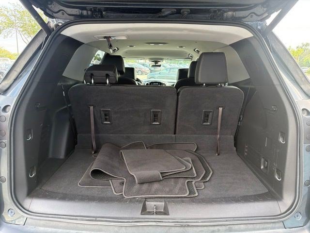 Used 2019 Graphite Metallic Chevrolet LT Leather image 16