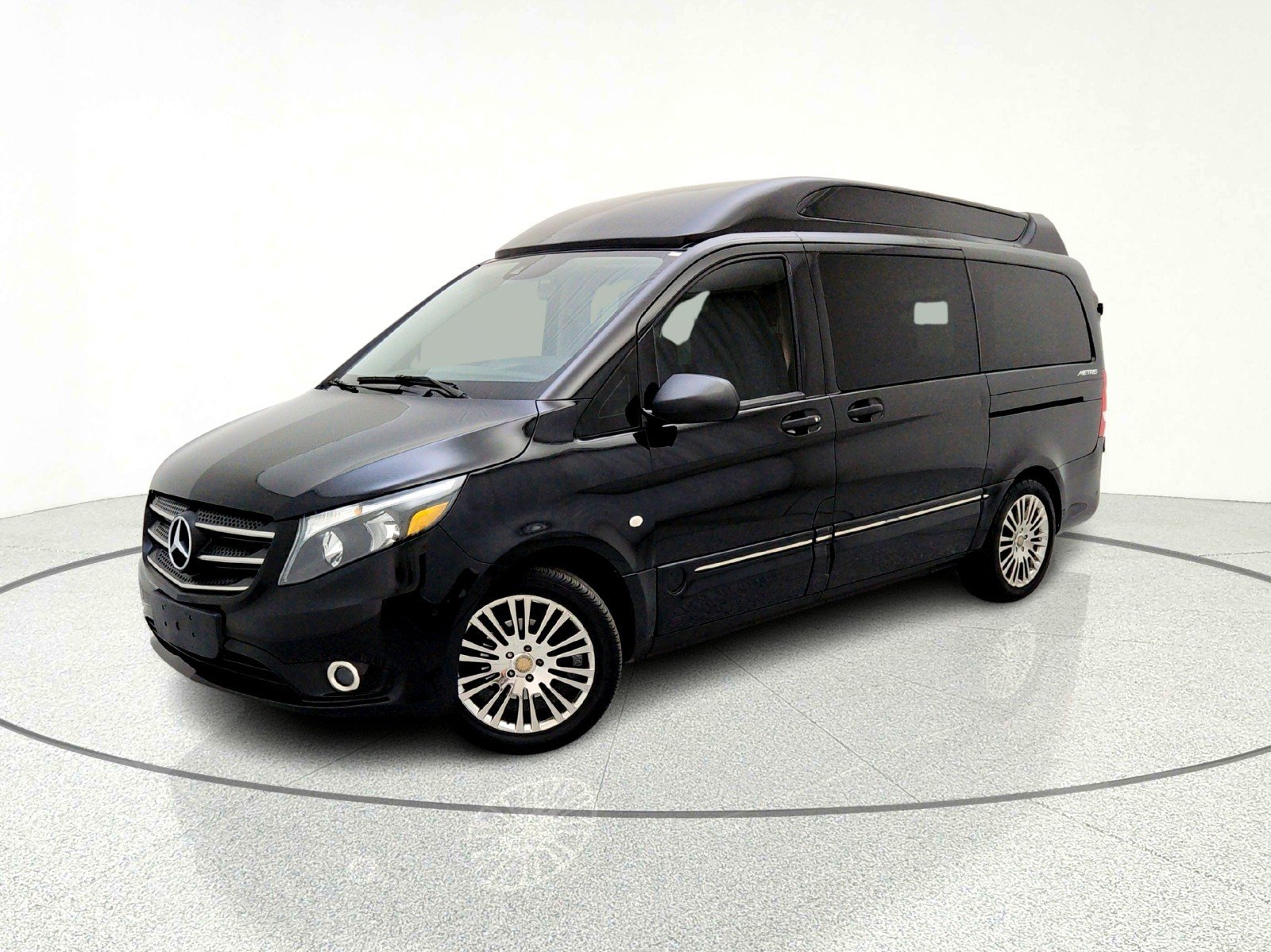2019 Mercedes-Benz Metris Passenger Van Base