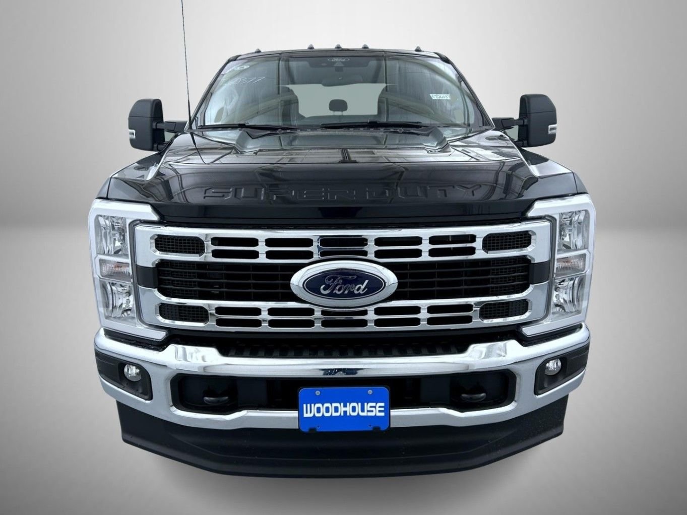New 2026 Agate Black Metallic Ford XLT image 2