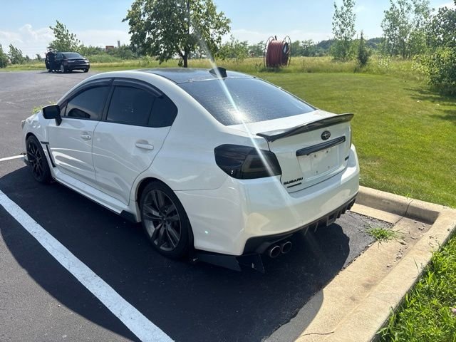 Used 2017 White Subaru Premium image 7