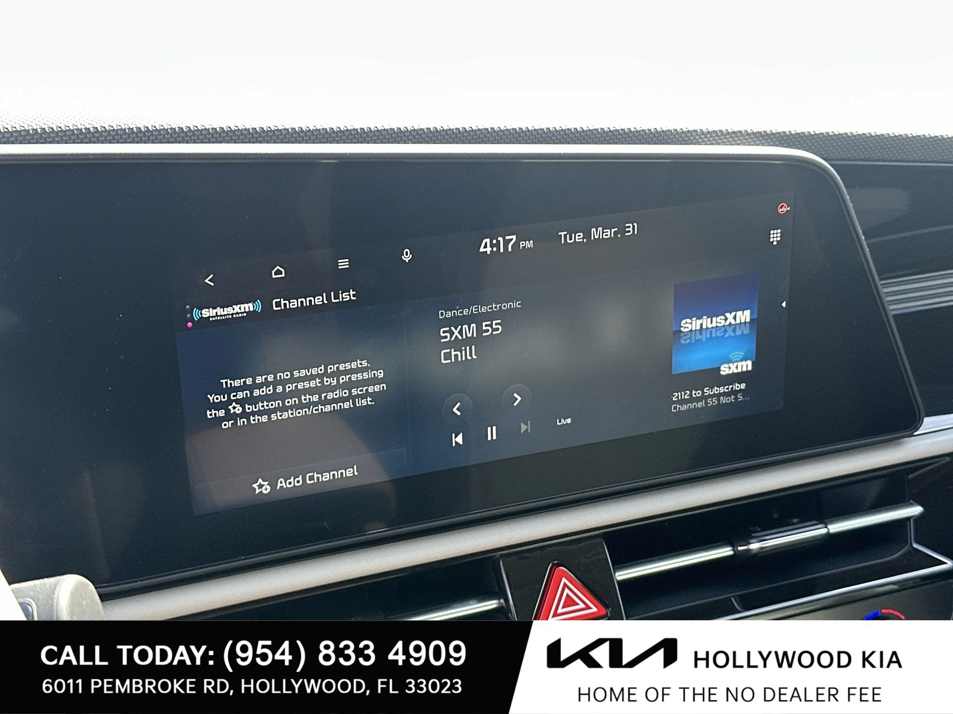New 2025 Snow White Pearl Kia Wave image 14