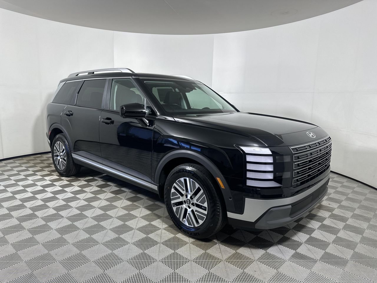 2026 Hyundai Palisade SEL Premium 8 Passenger Hybrid AWD's photo
