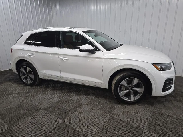 2023 Audi Q5 40 Premium