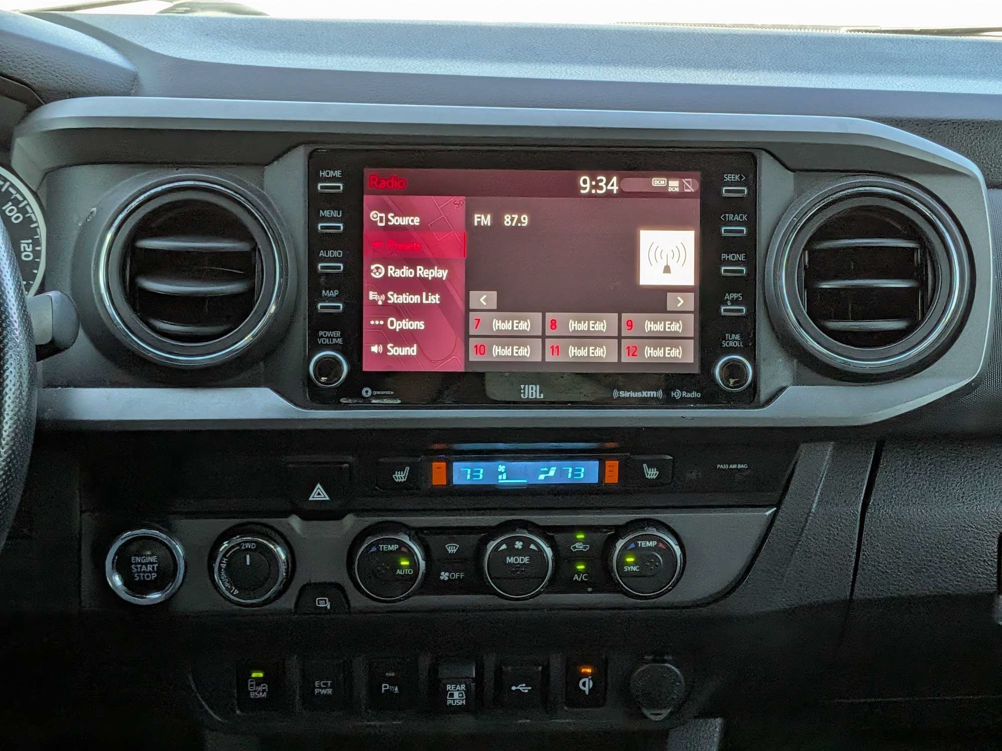 Used 2022  Toyota  image 18