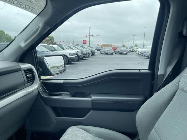 Used 2023 Blue Ford XLT image 11