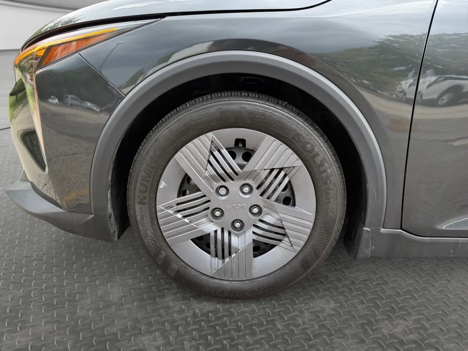 Certified Used 2025 Interstellar Gray Kia LX image 9