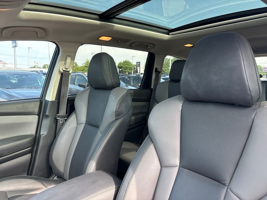 Used 2023 Blue Subaru Onyx Edition image 5