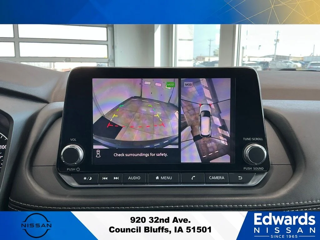Used 2021 Blue Nissan SV image 22