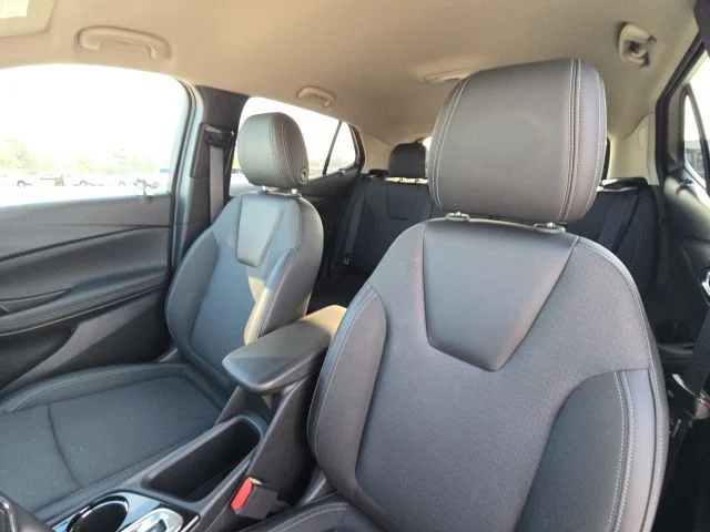 Used 2024 Red Buick Preferred image 19