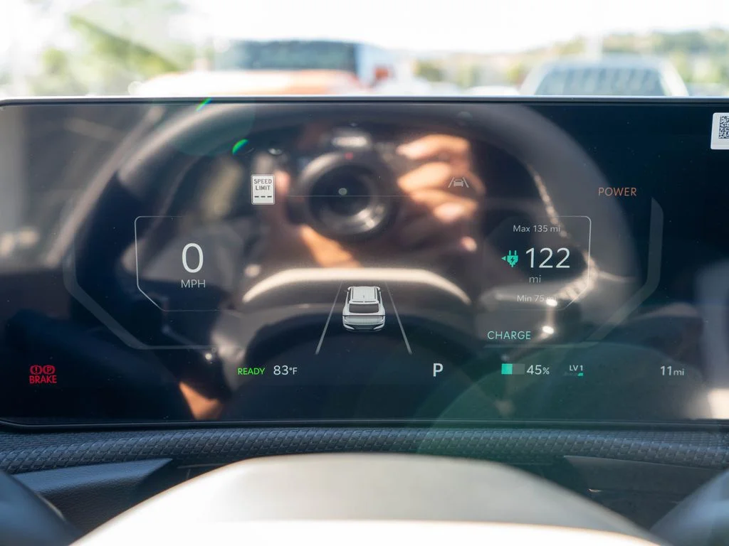 New 2026 Wolf Gray Kia GT-Line AWD image 23