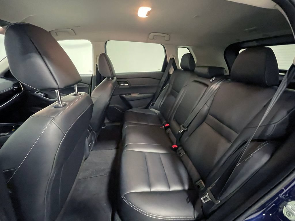 Used 2026 Blue Nissan SL image 18