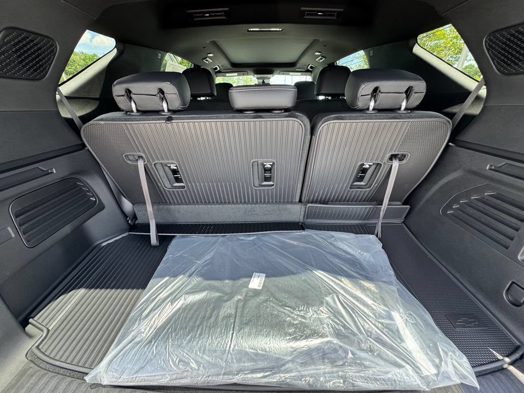 2026 Chevrolet Traverse LT - Photo 9