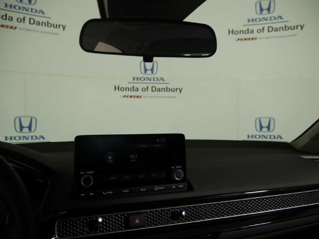 Certified Used 2024 Platinum White Pearl Honda EX-L image 17