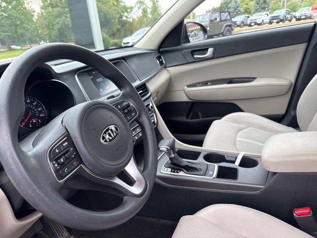 Certified Used 2018 Purple Kia LX image 15