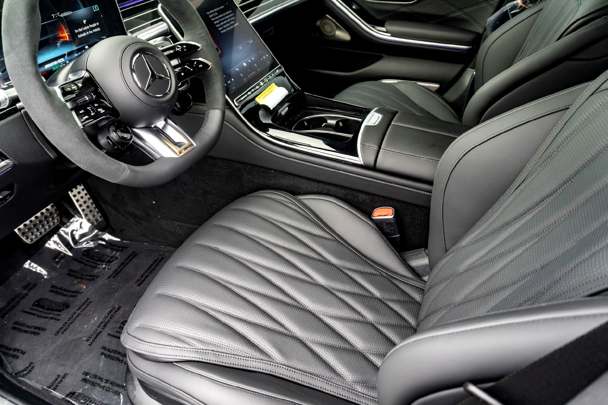 New 2026 MANUFAKTUR Moonlight White Metallic Mercedes-Benz AMG® S 63 E 4MATIC® Sedan image 33
