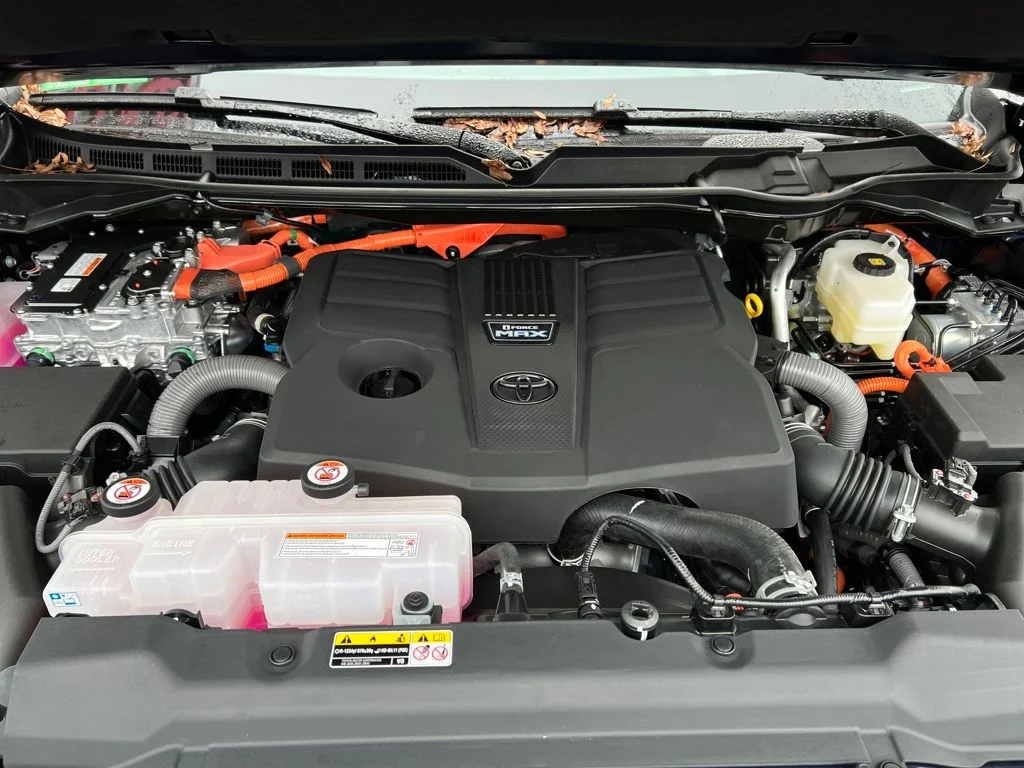 2026 Toyota Tundra Platinum - Photo 9