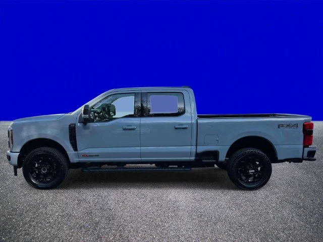 New 2027 Glacier Gray Metallic Tri-Coat Ford F-250® Lariat® image 6