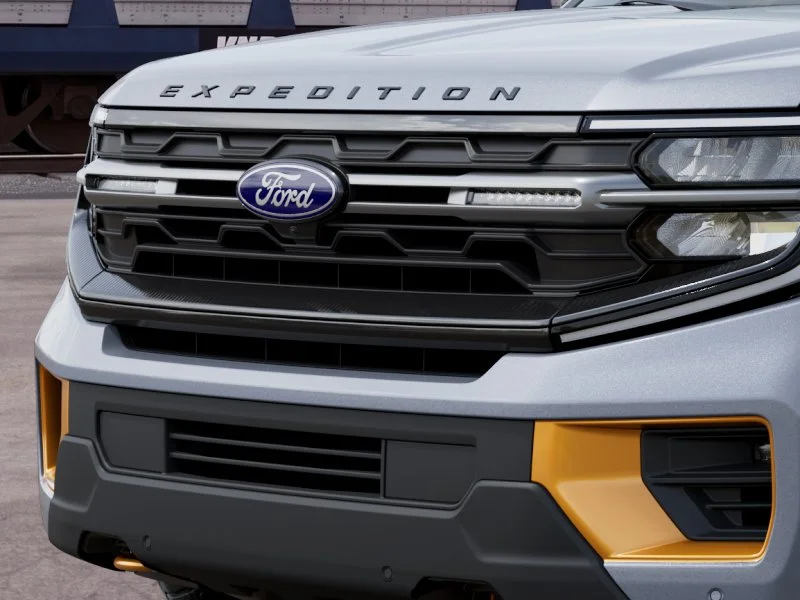 New 2027 Glacier Gray Metallic Tri-Coat Ford Tremor® image 31