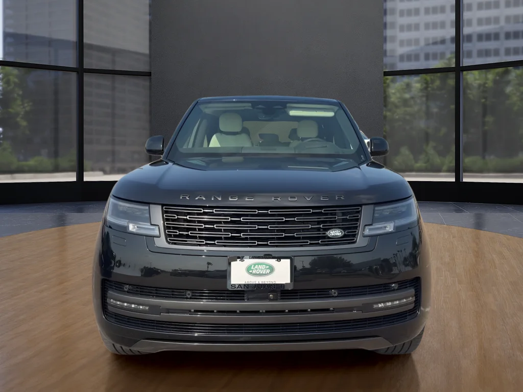 New 2026 Black Land Rover SE image 9
