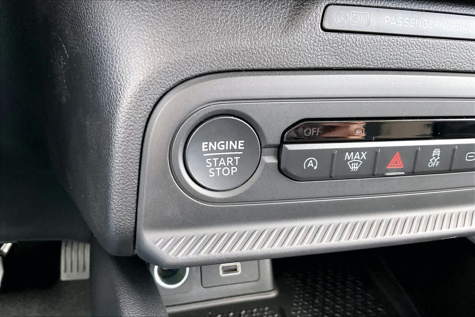 New 2026 Carbonized Gray Metallic Ford Big Bend® image 19