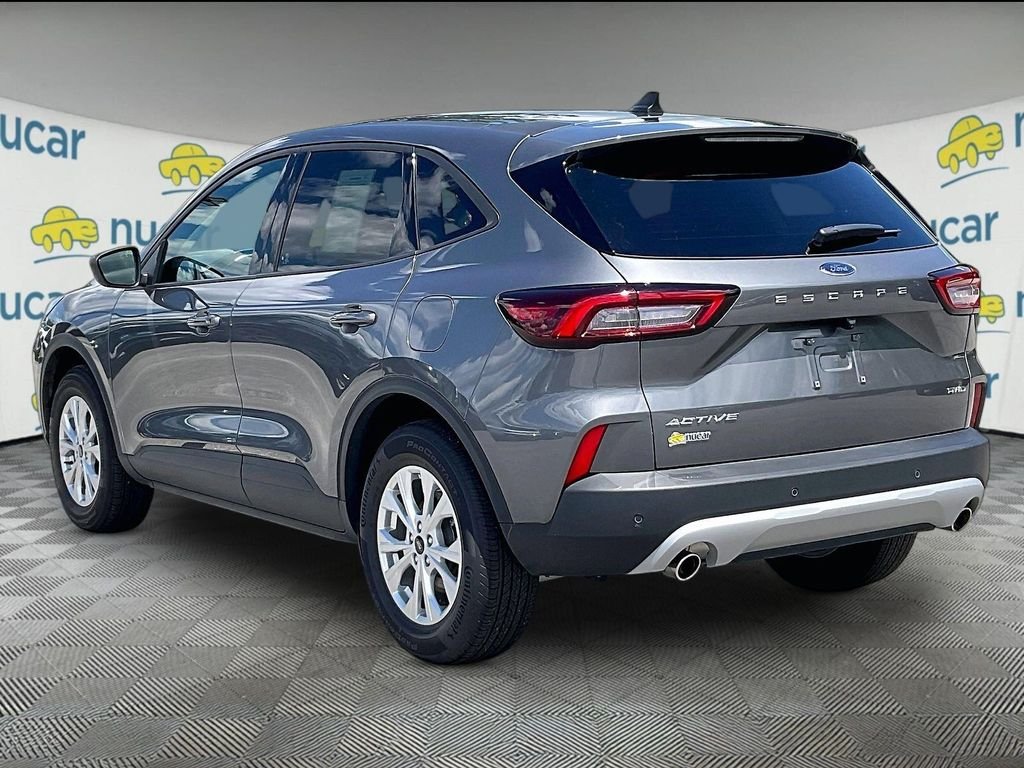 Used 2025 Carbonized Gray Metallic Ford Active image 4