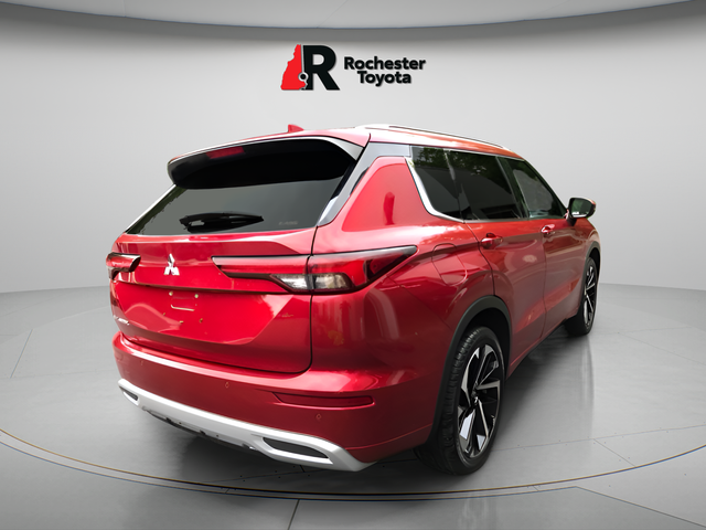 Used 2022 Red Mitsubishi SEL image 7