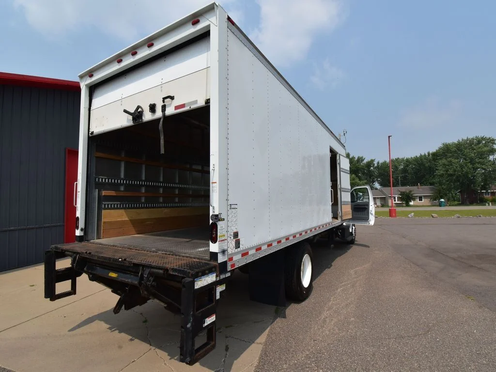 2019 Ford F-750 - Photo 21