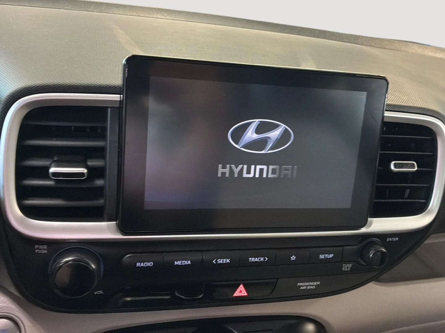 Used 2024 Green Apple Hyundai SEL image 27