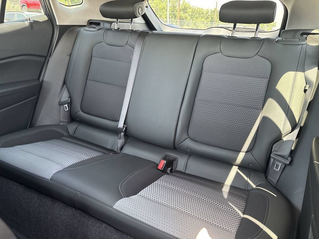 2024 Chevrolet Trax LT - Photo 28