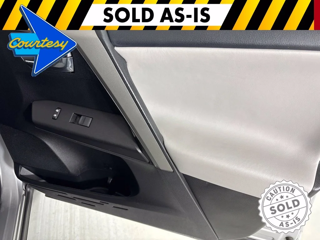 Certified Used 2017 Silver Toyota XLE image 12