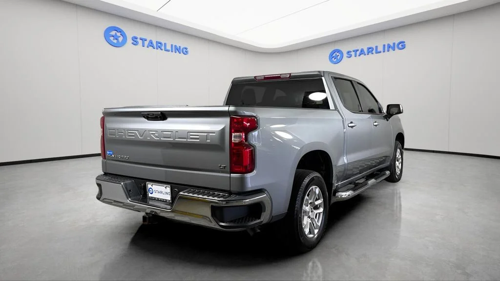Used 2024 Sterling Gray Metallic Chevrolet LT image 9