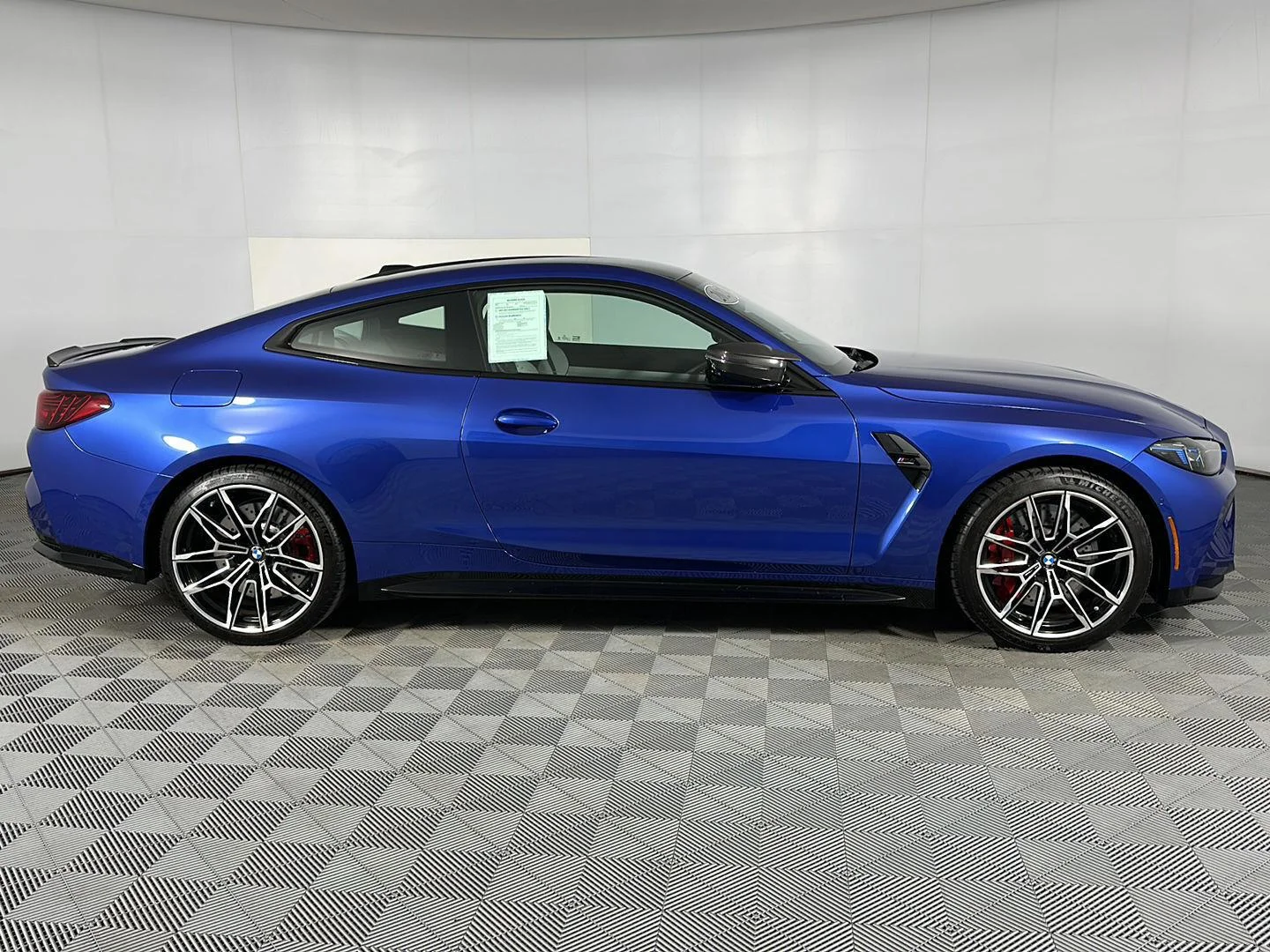Used 2027 Portimao Blue Metallic BMW Competition xDrive image 28