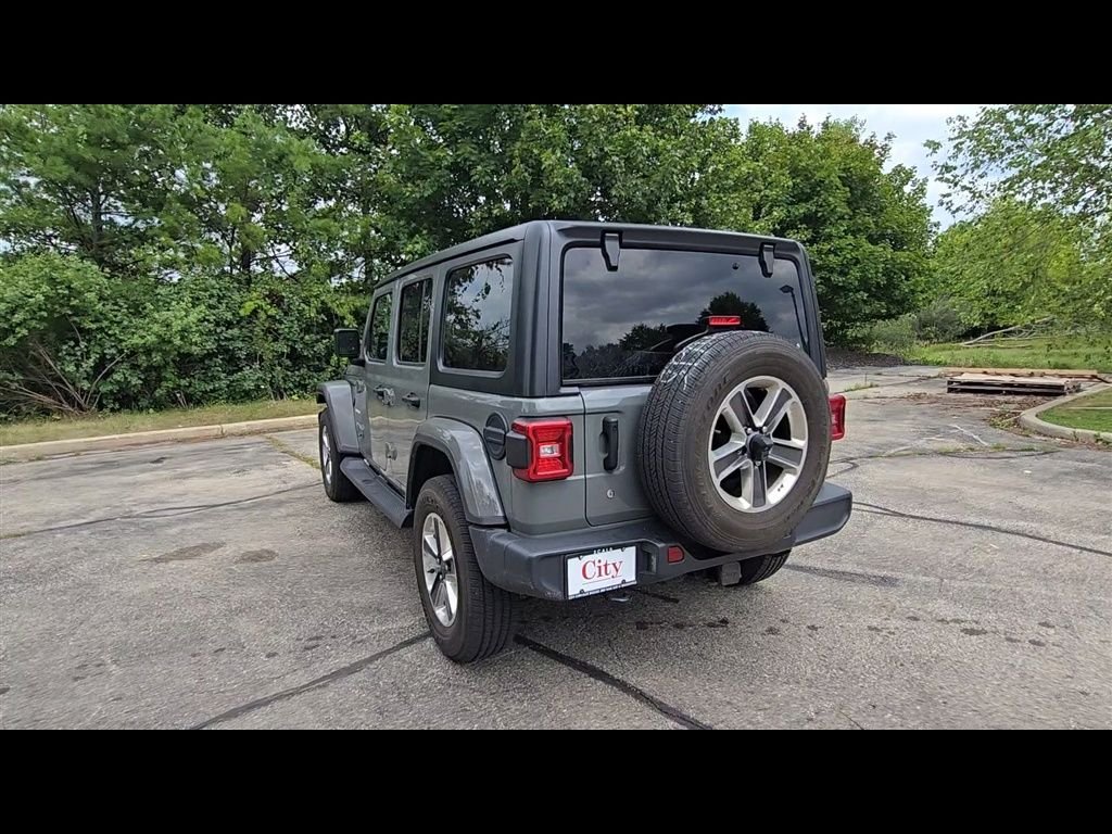 Certified Used 2018 Gray Jeep Unlimited Sahara image 6