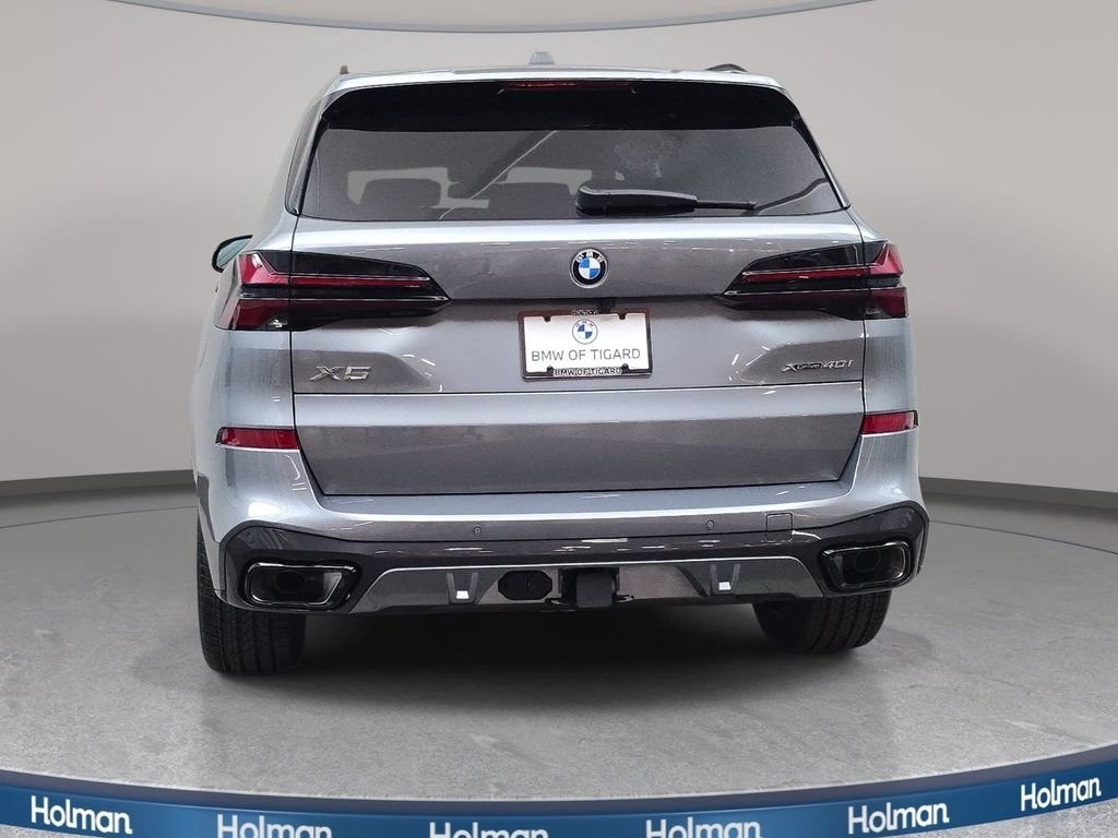 New 2026 Skyscraper Grey Metallic BMW xDrive40i image 6