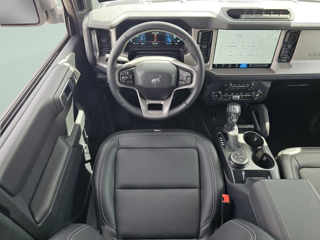 New 2026 Avalanche Ford Outer Banks image 4