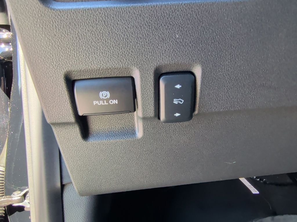 New 2026 Agate Black Metallic Ford F-250® Lariat® image 17