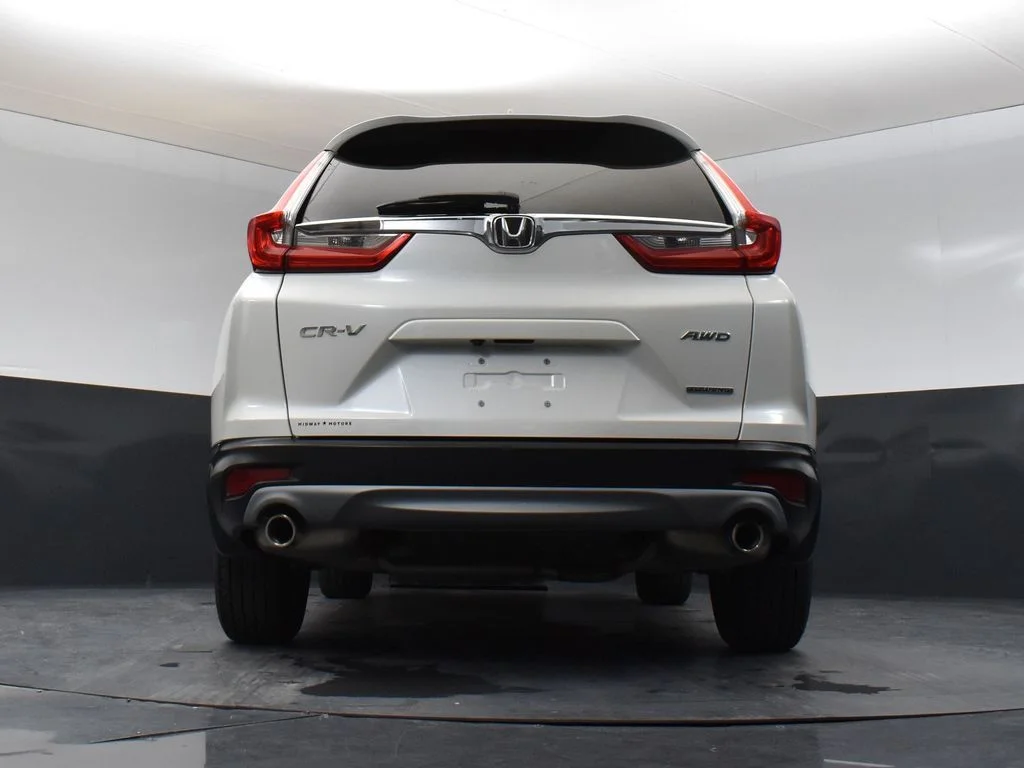 Certified Used 2018 White Honda Touring image 32