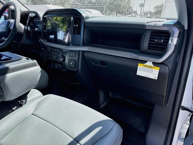New 2026 Oxford White Ford XL image 55