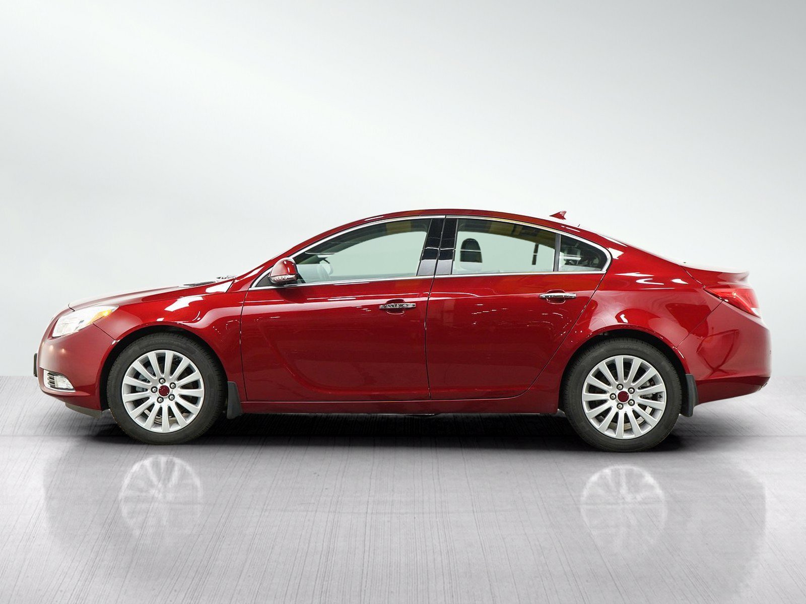 Used 2013 Buick Regal Premium 1 with VIN 2G4GS5EV6D9206067 for sale in Burnsville, Minnesota