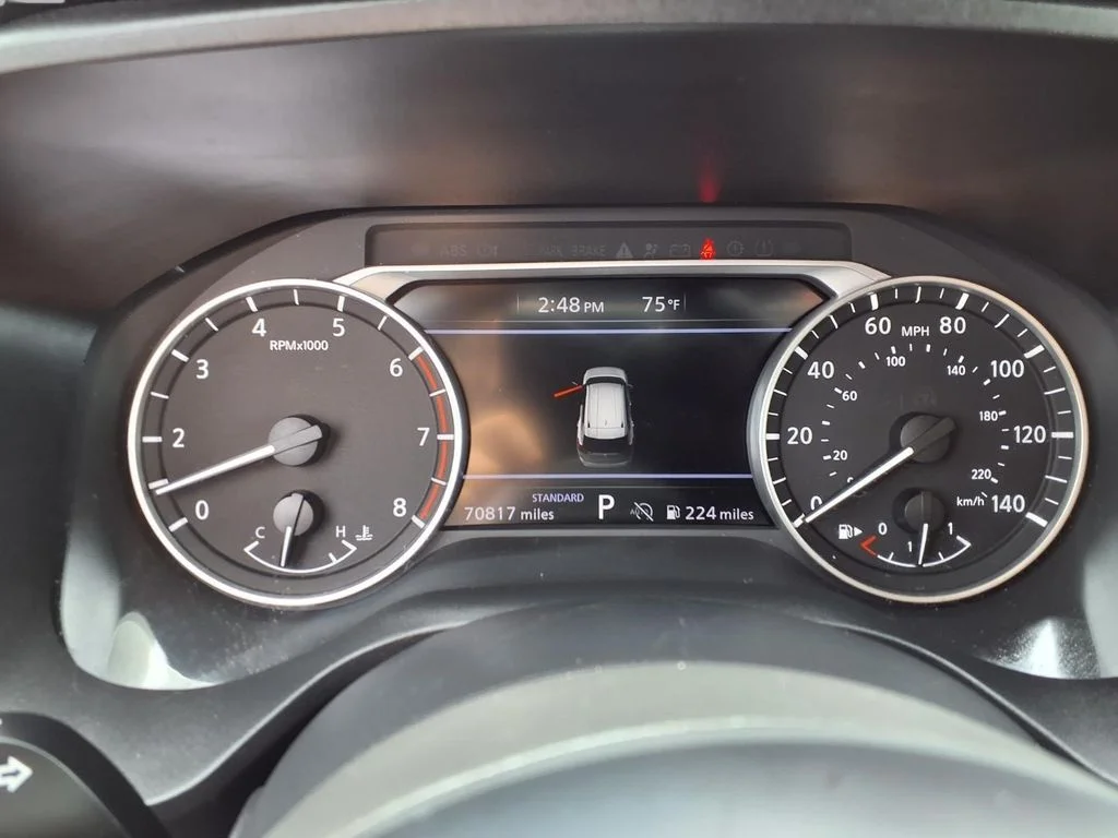 Used 2024 Gray Nissan S image 15
