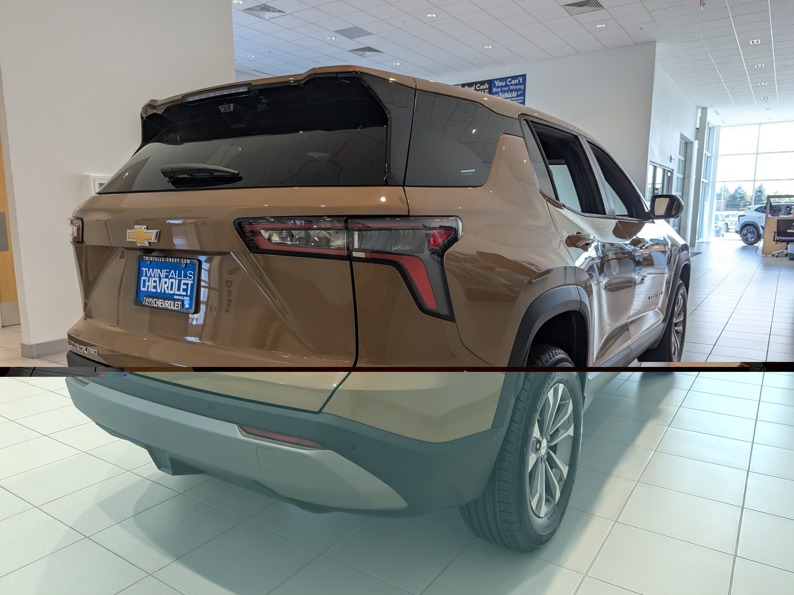 2027 Chevrolet Equinox LT - Photo 23