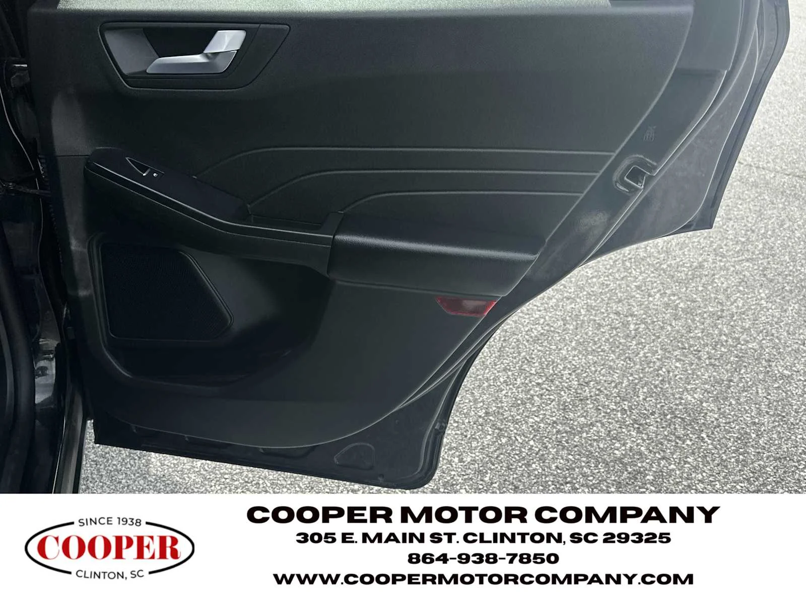Used 2025 Agate Black Metallic Ford ST-Line image 16