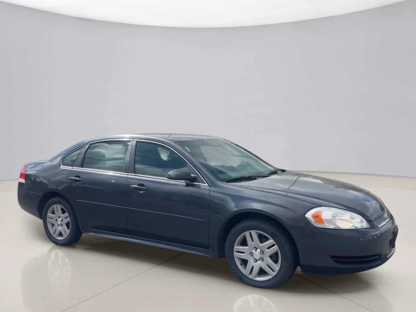 Used 2016 Grey Chevrolet LT FLEET image 7