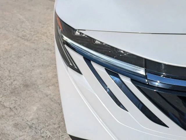 New 2026 White Nissan SL image 9