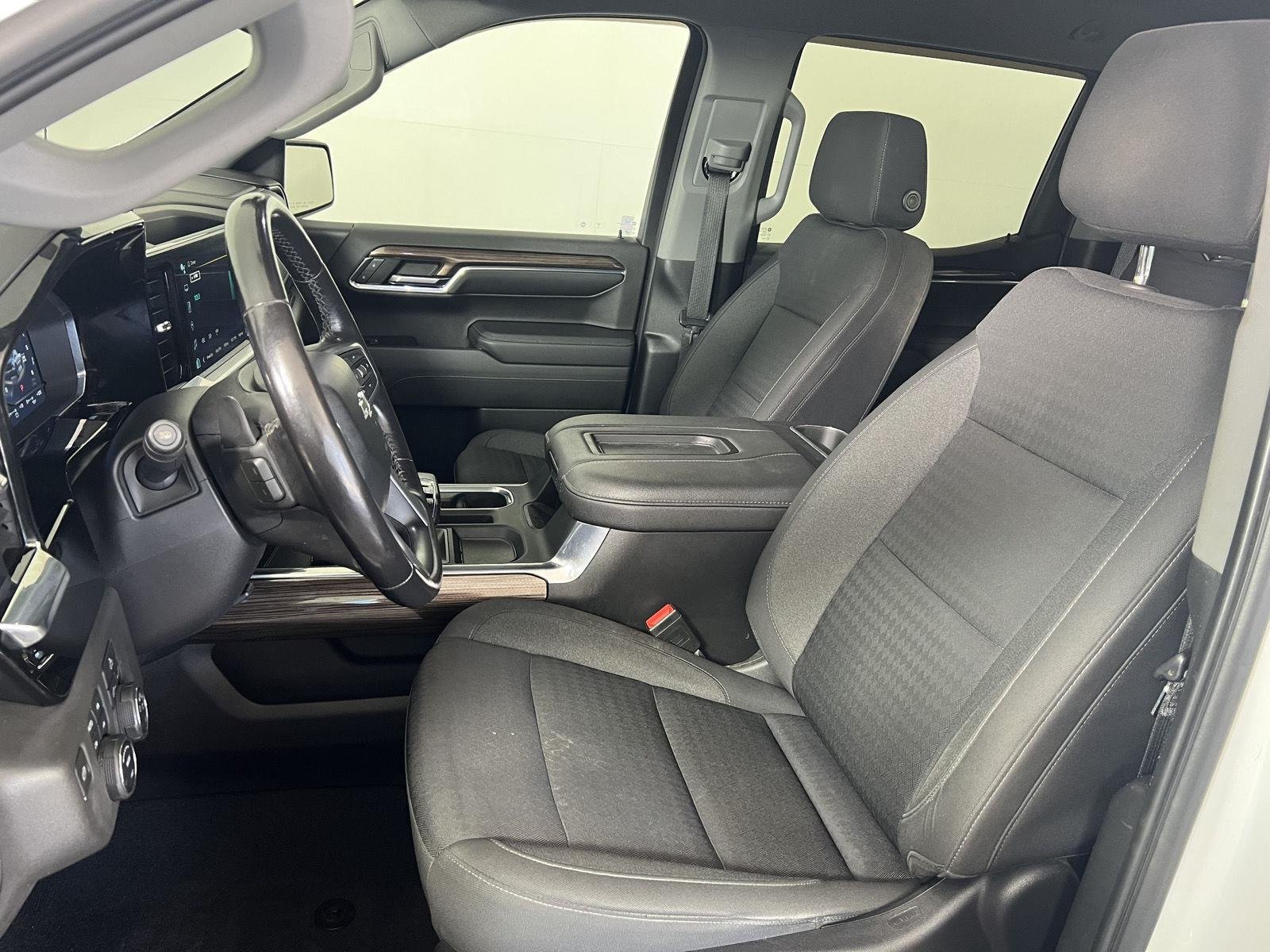 Used 2022 Summit White Chevrolet LT Trail Boss image 5