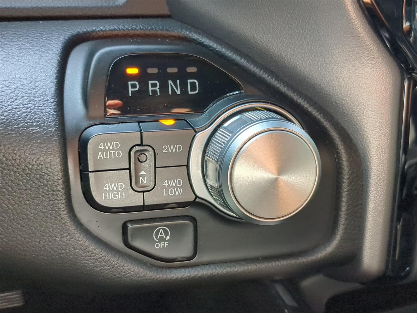 Used 2024  RAM TRUCK LARAM image 25