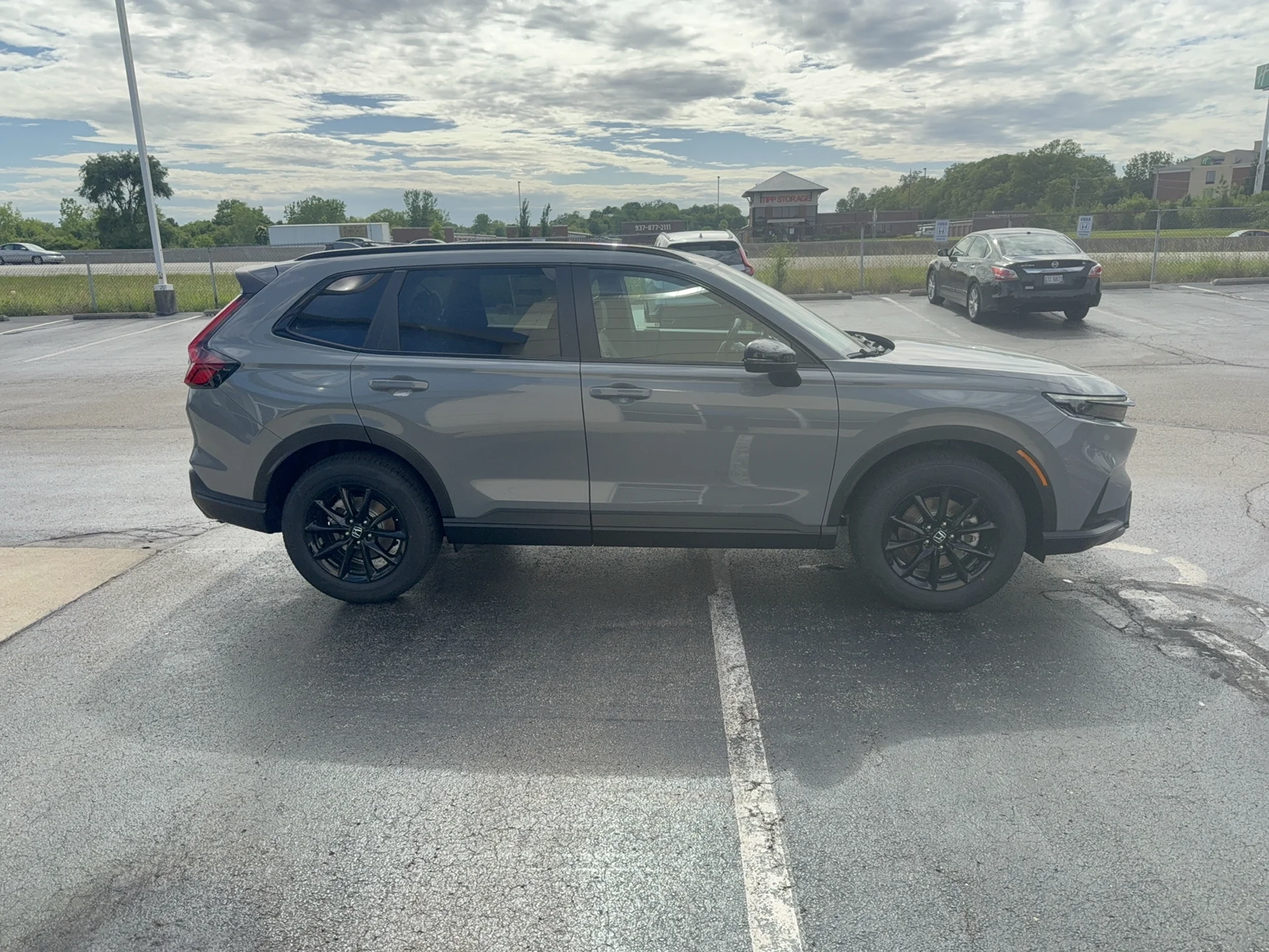 New 2026 Urban Gray Pearl Honda Sport-L image 4