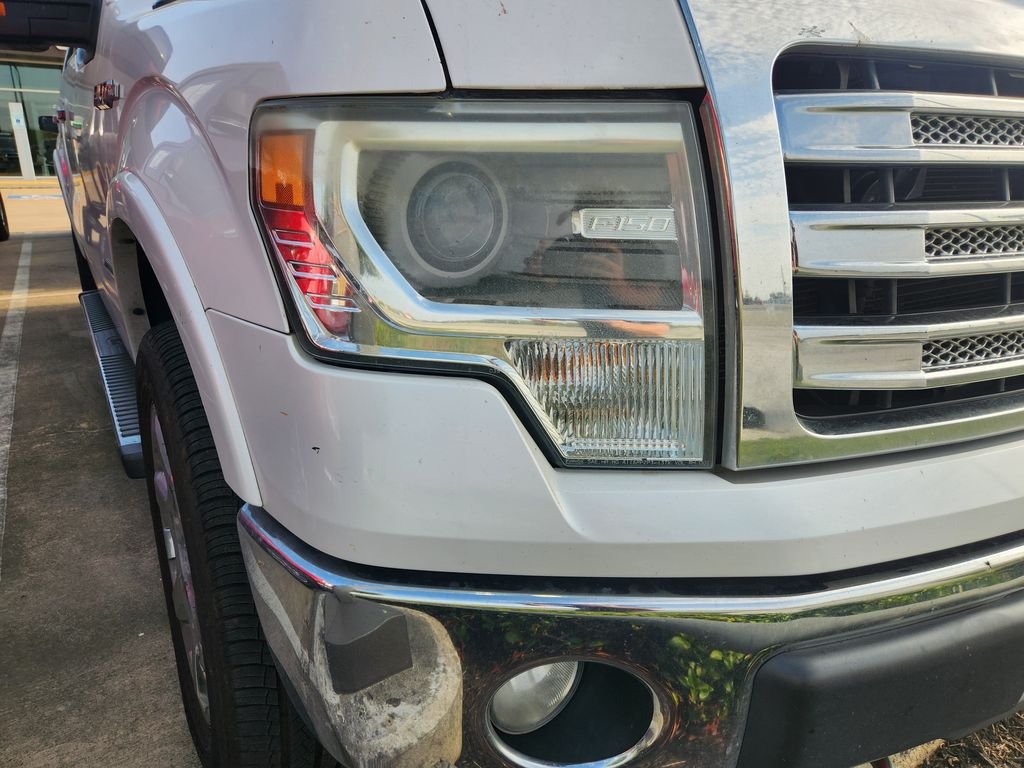 Used 2013 White Platinum Metallic Tri-Coat Ford Lariat image 7