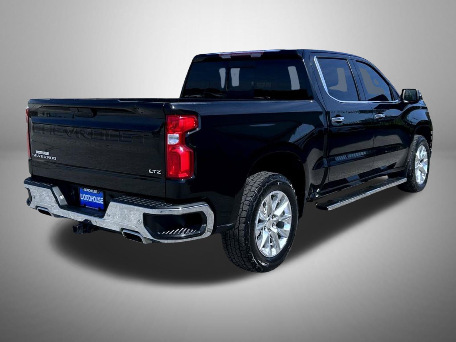 2021 Chevrolet Silverado 1500 LTZ - Photo 6