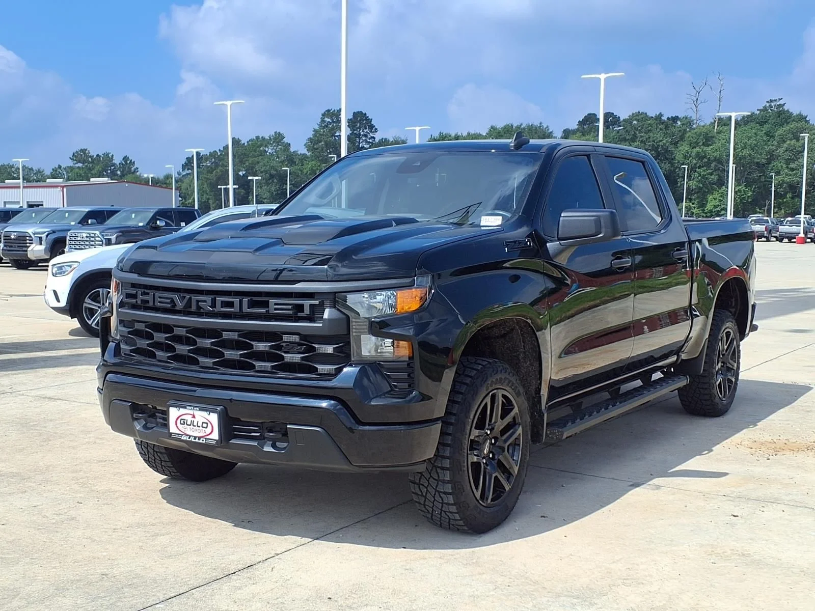 Used 2022 Black Chevrolet Custom Trail Boss image 3